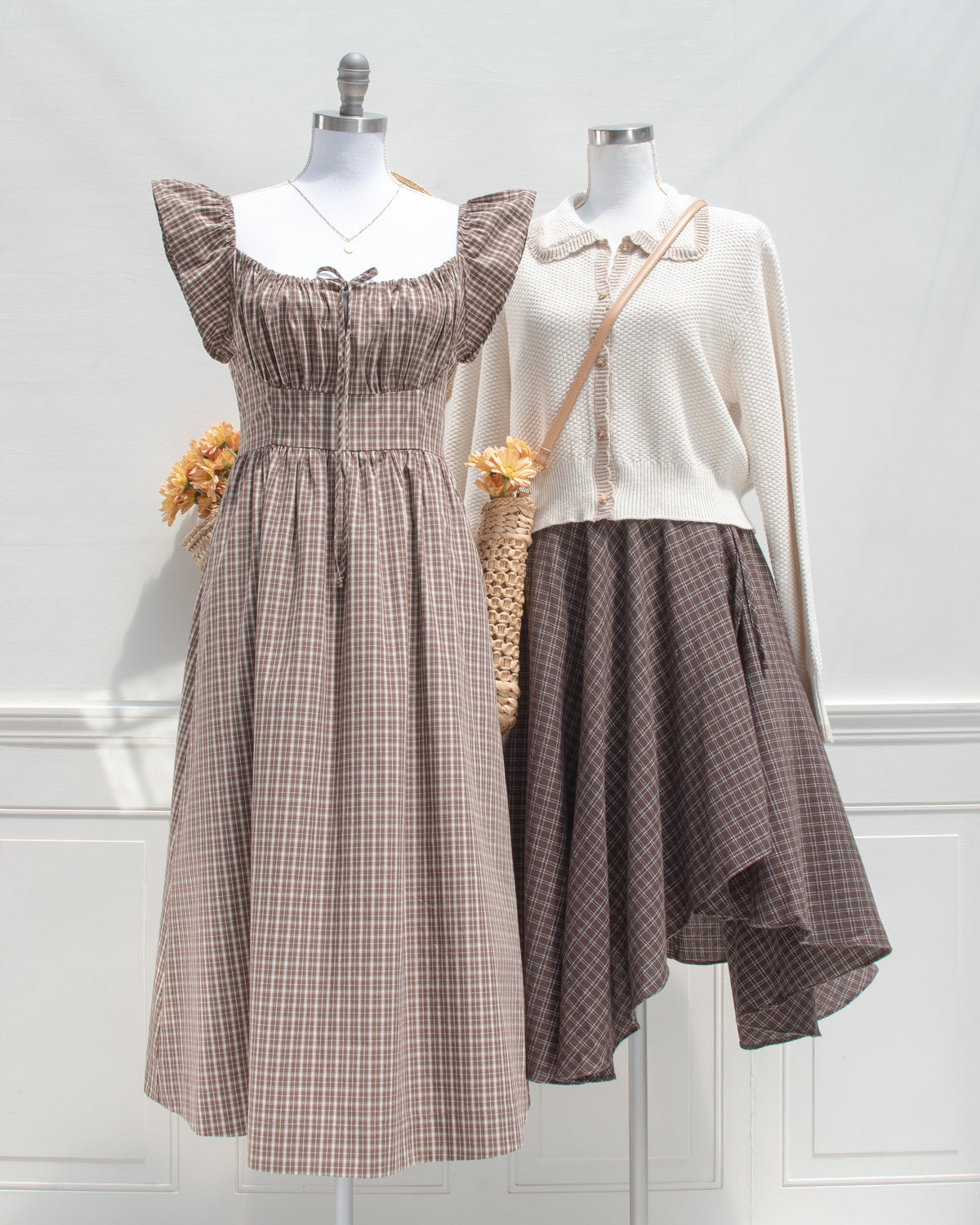 two french style romantic fall outfits from amantine.