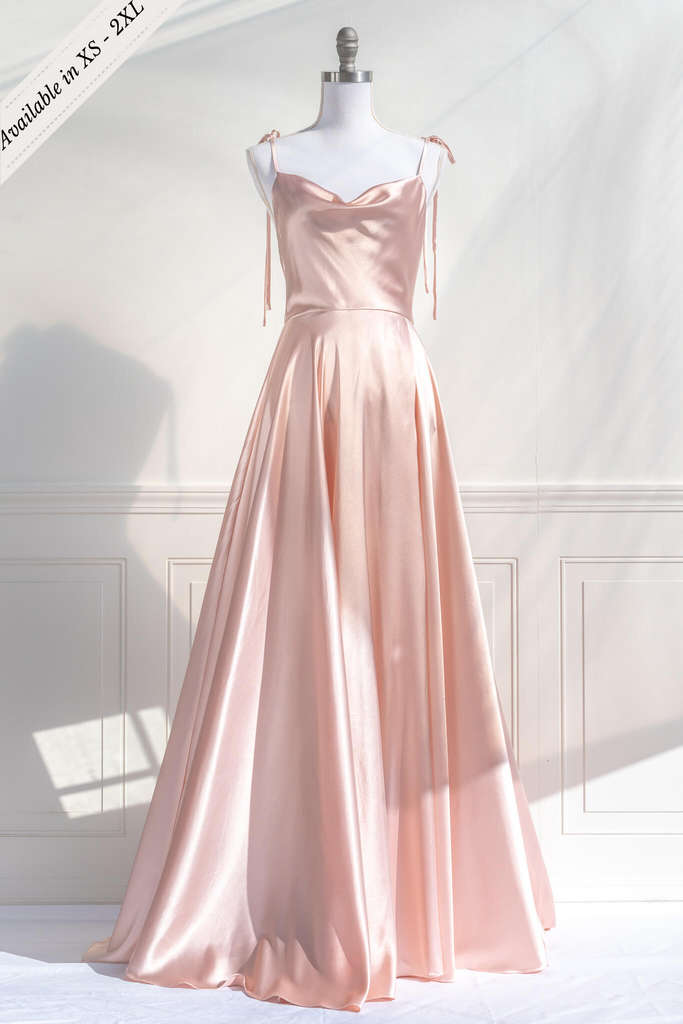 aesthetic cute pink dress daydreaming happy friday lovelies! I hope you've all had a good week pink aesthetic, princesscore, modern princess, princess aesthetic, princess core, princess dress, coquette, coquette aesthetic, coquette girl, cottagecore,