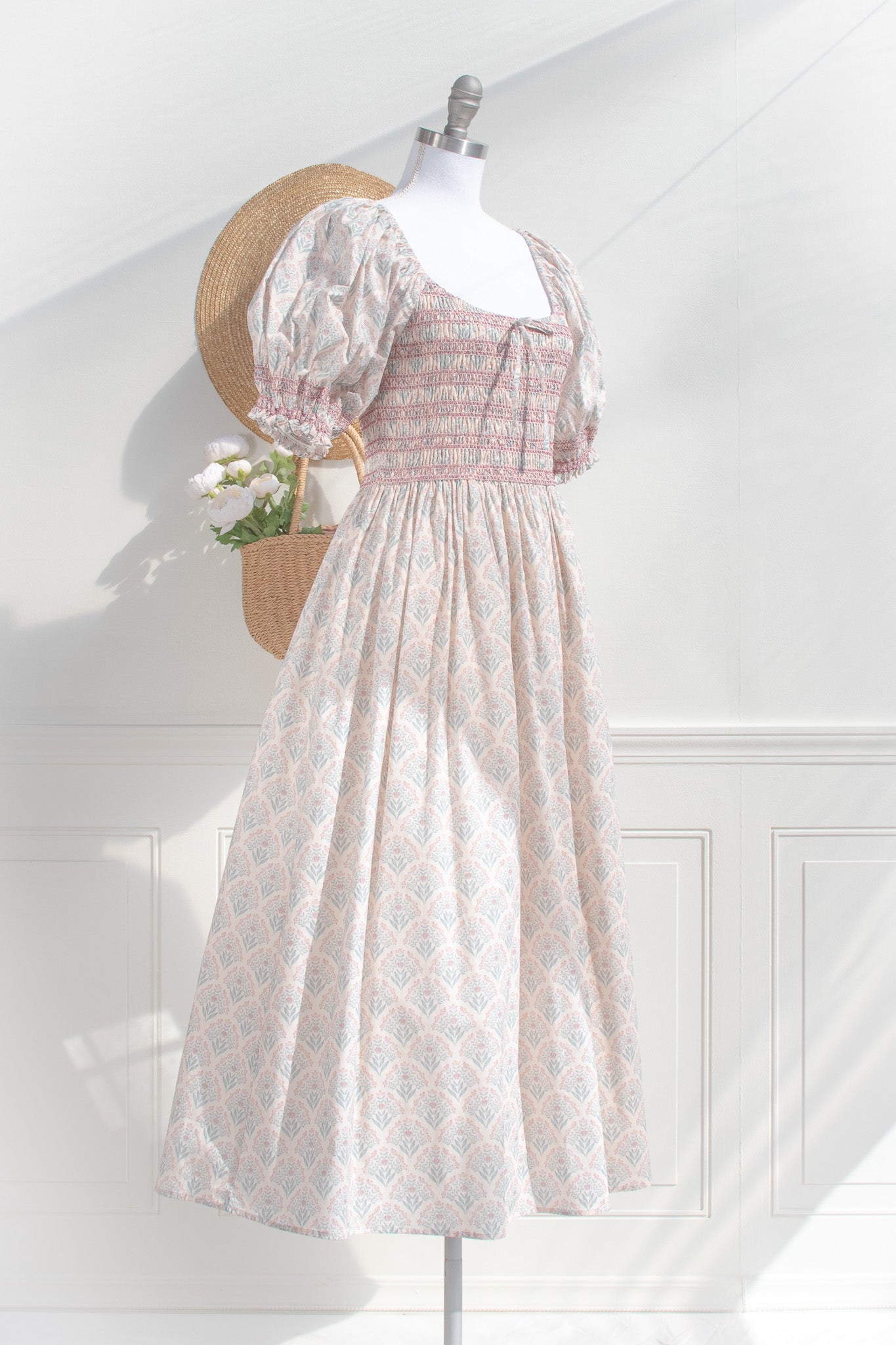 Cotton smocked midi dress – floral