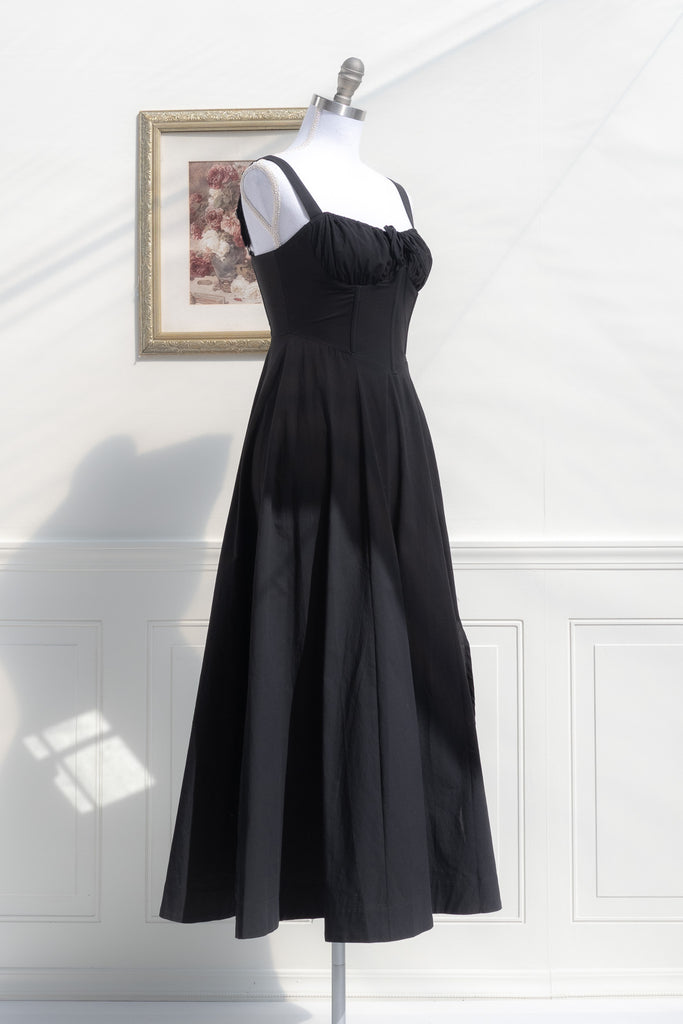 long black cottagecore dress - corset bust, shoulder straps, elegant cottage core dress for fall. 3/4 side view. 