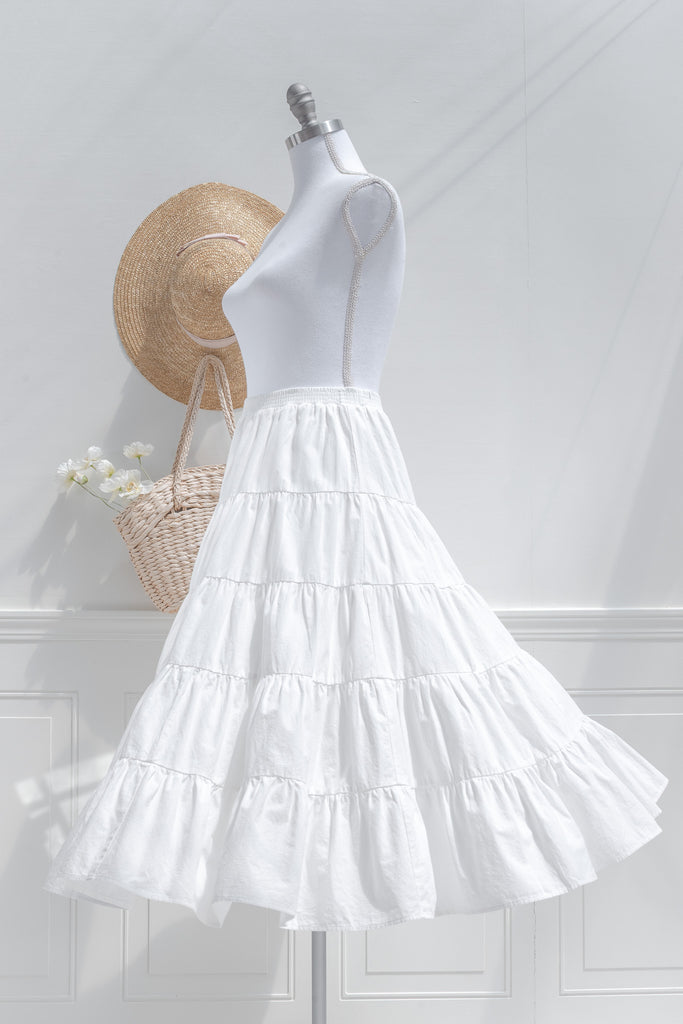 AMANTINE | Feminine Aesthetic Clothes | French & Vintage Style Dresses ...
