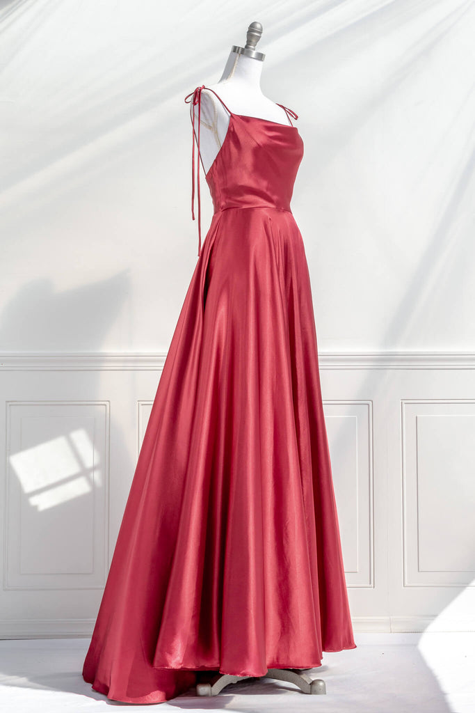 burgundy prom dress - the aphrodite princess dress is a dream for your prom and formal long red pageant dress - the aphrodite princess dress is a dream for your prom and formal event. front view. amantine.. side view. amantine.