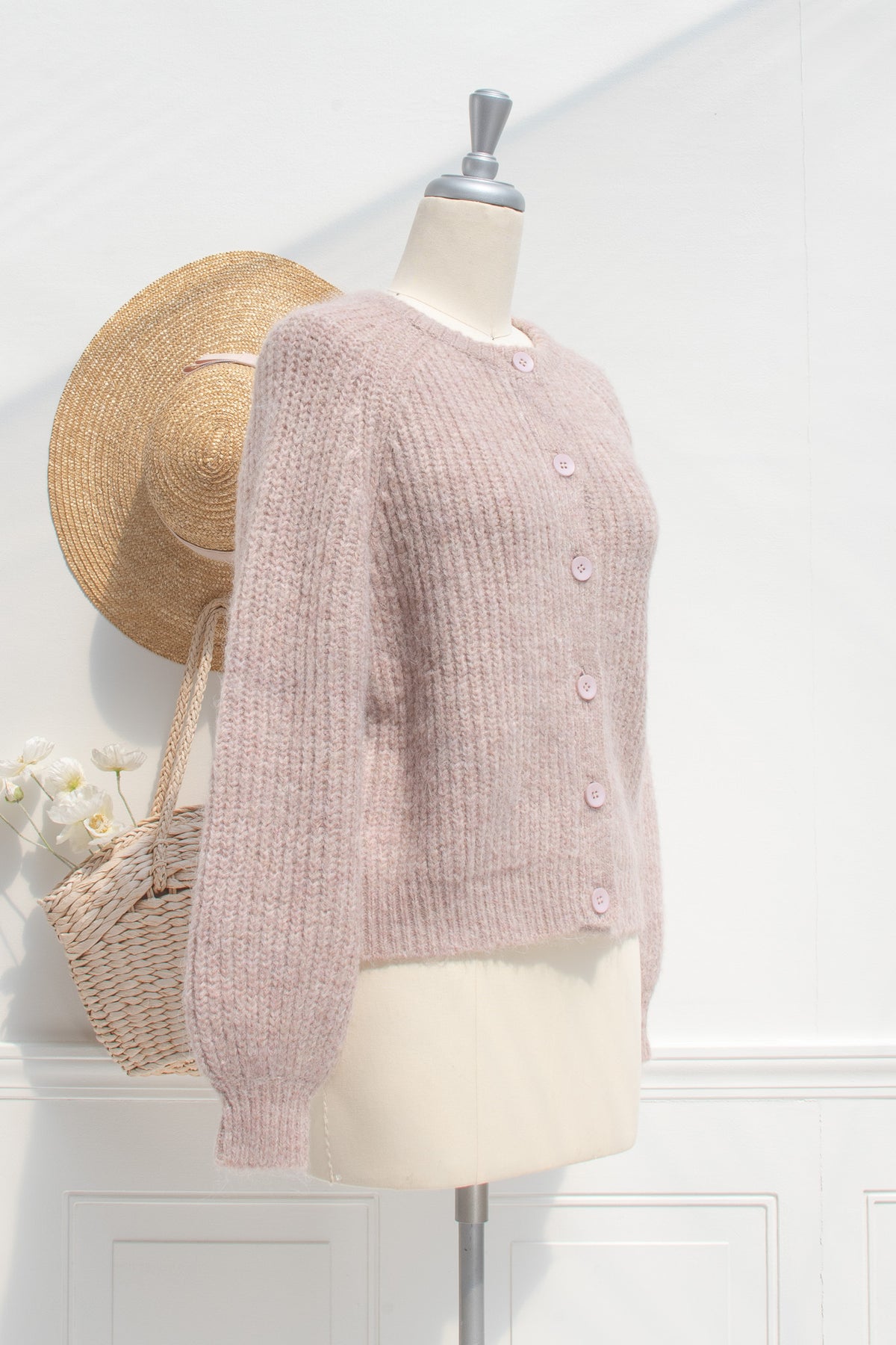 feminine cardigan for spring