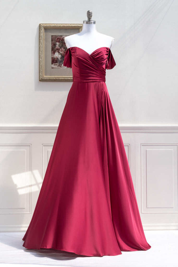 pretty prom dresses under 150. a long burgundy formal dress perfect for prom. 