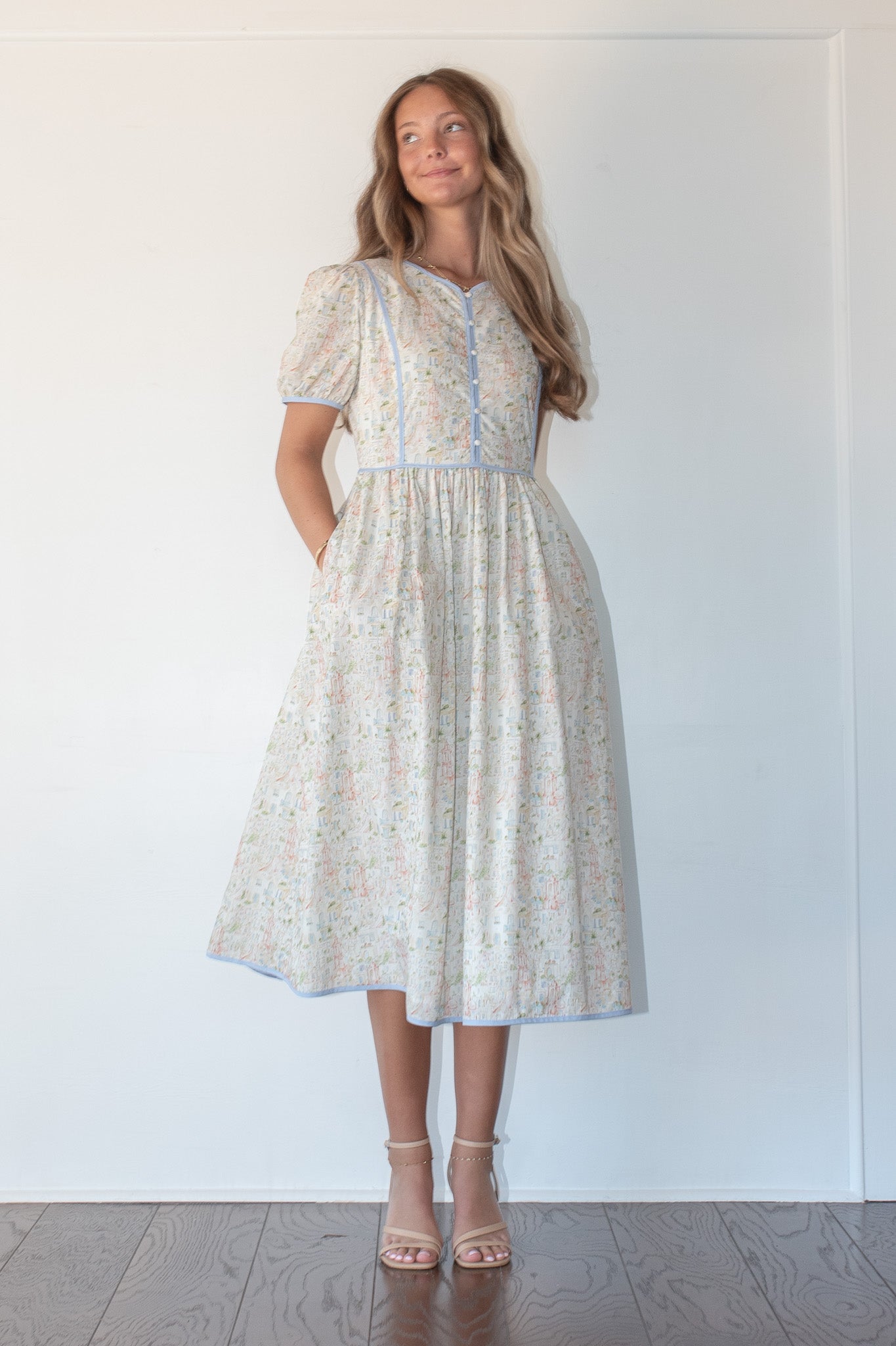 French Girl Style Amantine French Girl Style Amantine